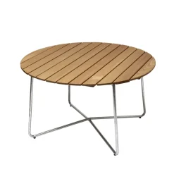 Table For Outdoor Use^Grythyttan Stålmöbler 9A dining table, Oiled oak-hot-dip galvanized stand Ø120 cm Beige