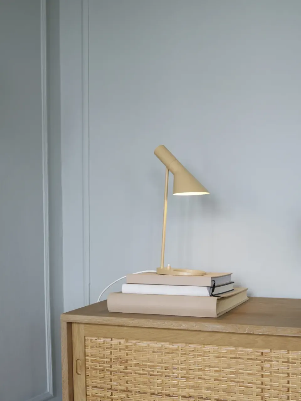 Children's Lamps^Louis Poulsen AJ MINI table lamp, Warm sand Beige