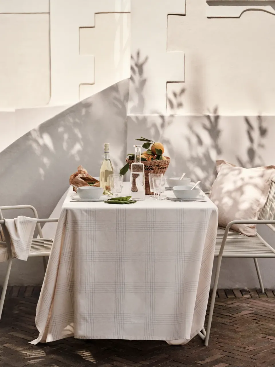 Sale Broste Copenhagen Alice tablecloth, 160x300 cm, Dusty blue-Natural BlueBeige