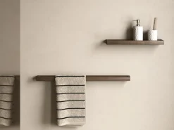 Outlet Andersen Furniture Andersen towel rod single 73.5 cm, Dark Stain Matt Lacquer Ash Brown