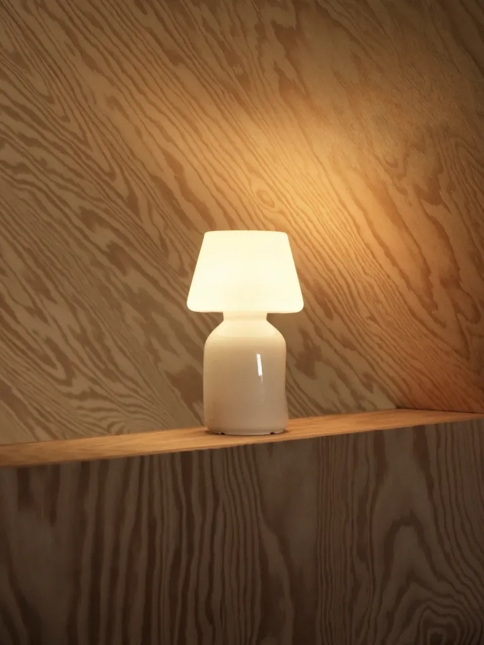 Portable Lighting^HAY Apollo Portable table lamp, White