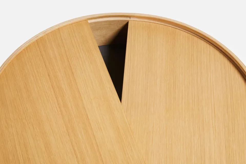 New Woud Arc side table, Oiled oak Beige