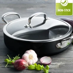 Saucier & Sauté Pans^GreenPan Barcelona sauce pan with lid, 30 cm Black