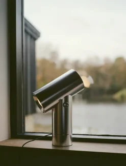 Discount Muuto Beam table lamp 45,4 cm, Polished aluminium Silver-coloured
