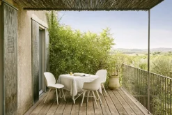 Outlet GUBI Beetle Dining Outdoor chair, Alabaster White