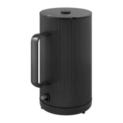 New Georg Jensen Bernadotte kettle, Black