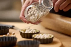 Blomsterbergs baking balls ceramic, White