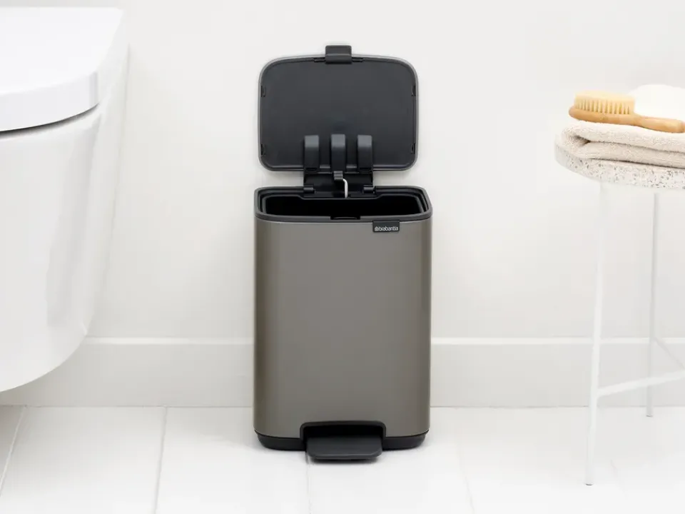Brabantia Bo pedal bin 4 L, Platinum Grey