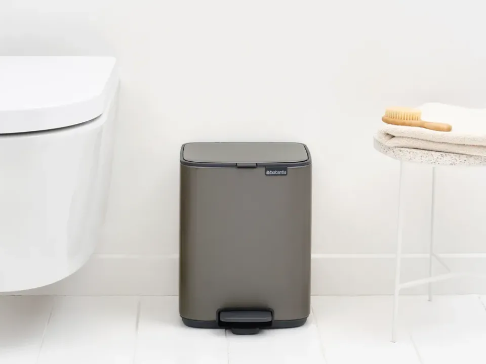 Brabantia Bo pedal bin 7 L, Platinum Grey