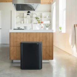 Waste Paper Baskets & Bins^Brabantia Bo touch bin 60 L, Matte Black