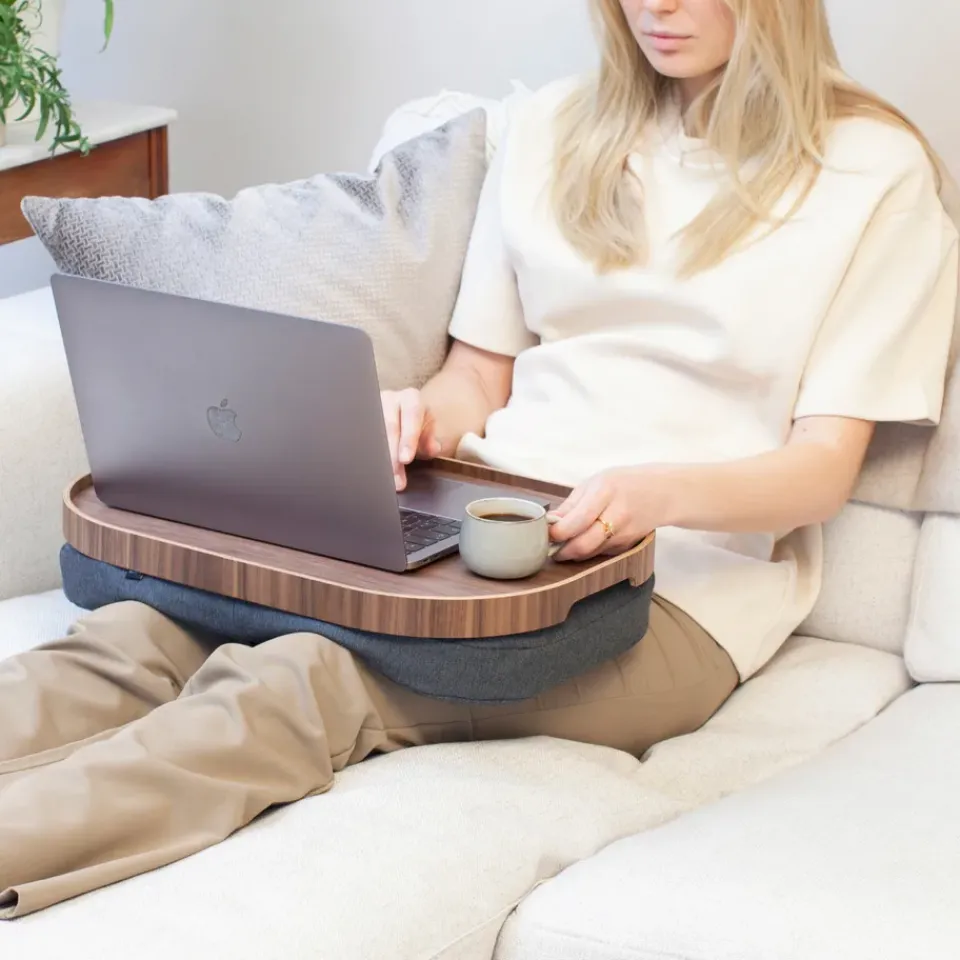 Clearance Bosign Knee tray curveline large 34x47 cm, Walnut Brown