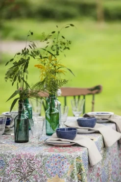 Outlet Almedahls Botanic Garden tablecloth 145x250 cm, Multi-blue MultiBlue