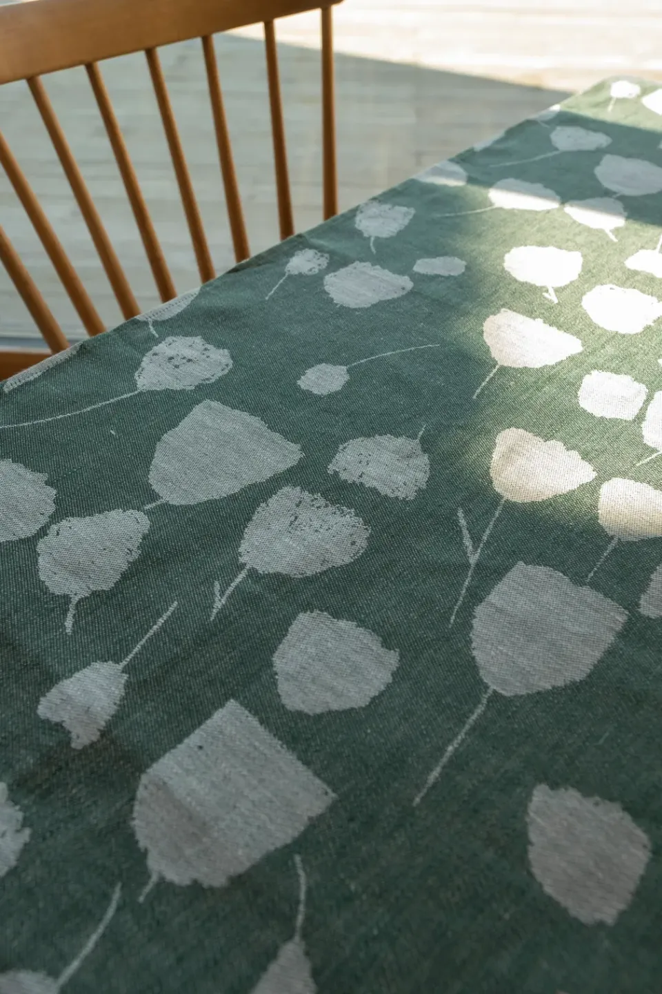 Sale Fine Little Day Bouquet table cloth 147x250 cm, -off-white Green