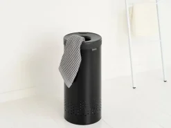 Discount Brabantia laundry basket with plastic lid 35 L, Matte Black