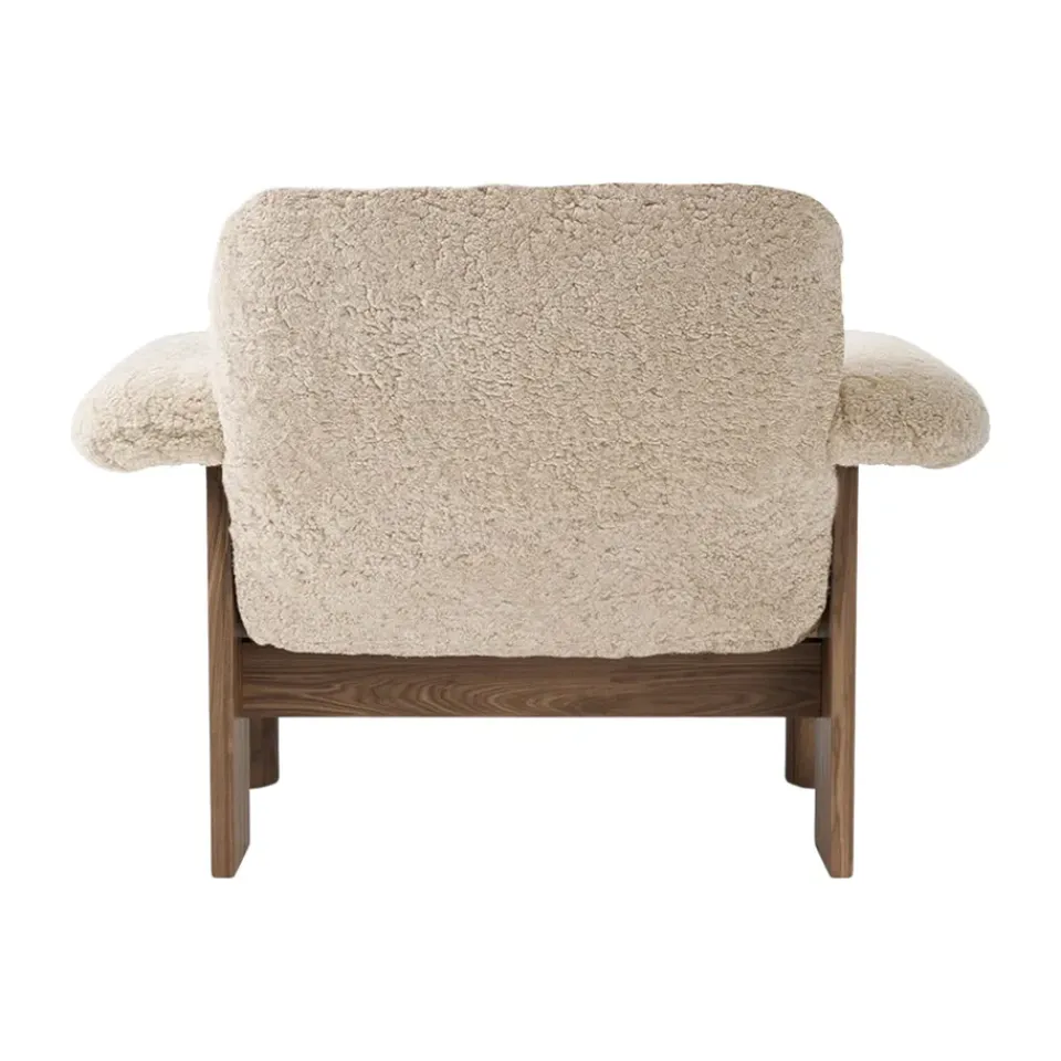 Best Audo Copenhagen Brasilia armchair low back, Walnut-Nature sheepskin curly Beige