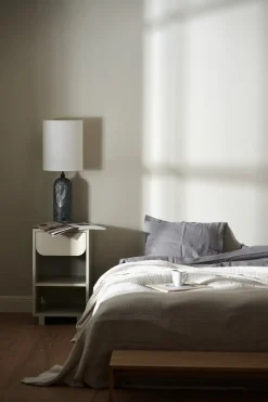 Bedspreads & Throws^Scandi Living Breeze throw 260x260cm, Off- White