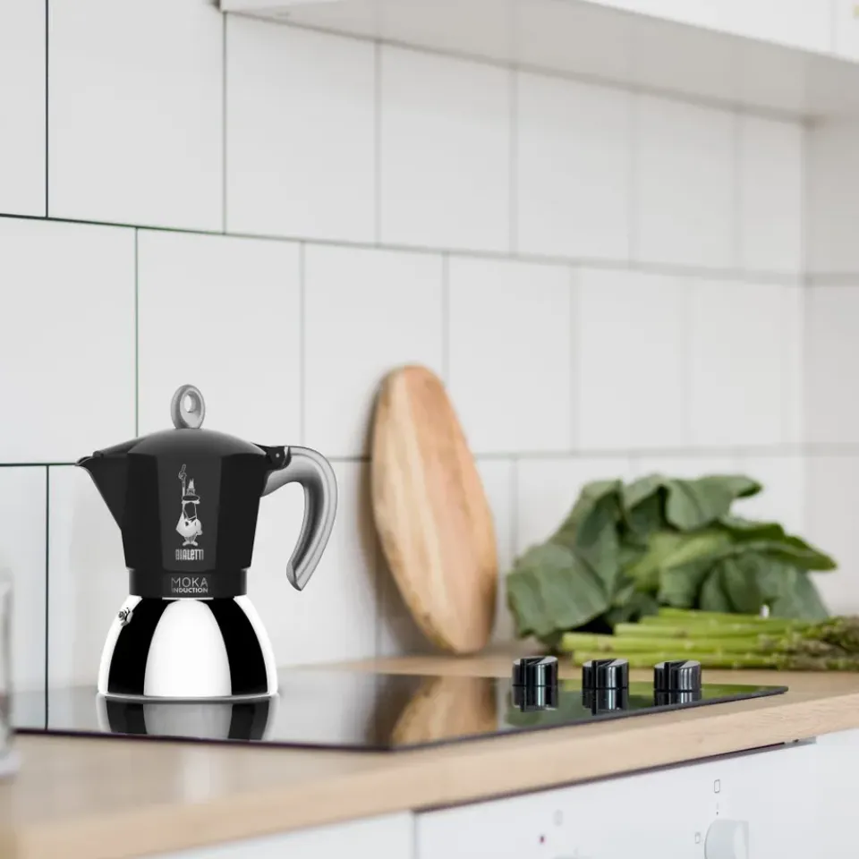Coffee Machines^Bialetti Brewer MokaInduction 4 cups, 15 cl BlackSilver-coloured