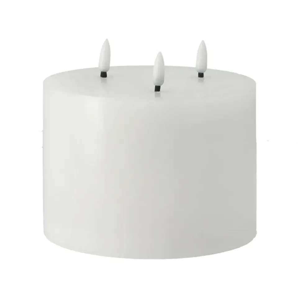 Led-Candles^Scandi Essentials Bright Melt block candle LED 3 wicks 13 cm, White