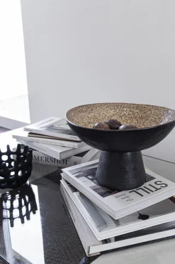 Salad Bowls^Mette Ditmer By Hand bowl on foot Ø31.5x20 cm, Sand Beige