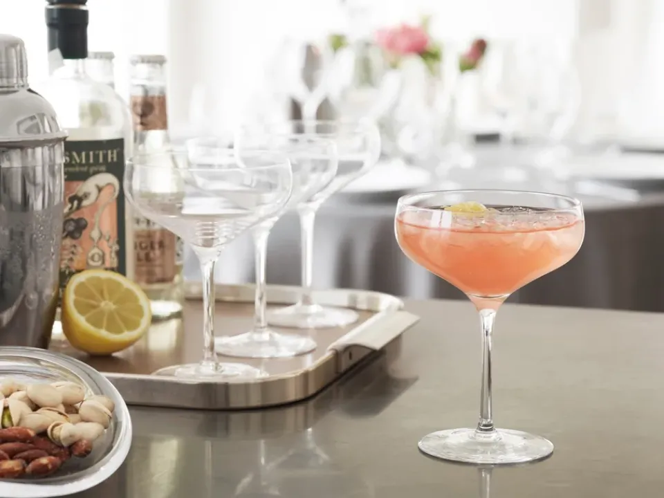 Cocktail & Martini Glasses|Long Drink & Highball Glasses^Holmegaard Cabernet cocktail glass 29 cl 6 pack, Clear Transparent