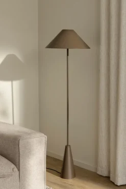 Outlet Globen Lighting Cannes floor lamp 140 cm, Mocha Brown