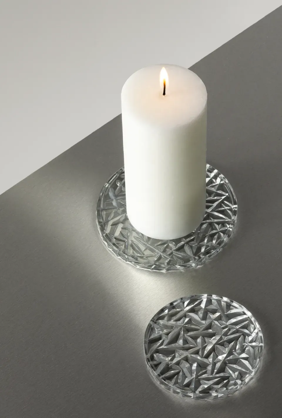 New Orrefors Carat coaster Ø12.5 cm, Clear Transparent