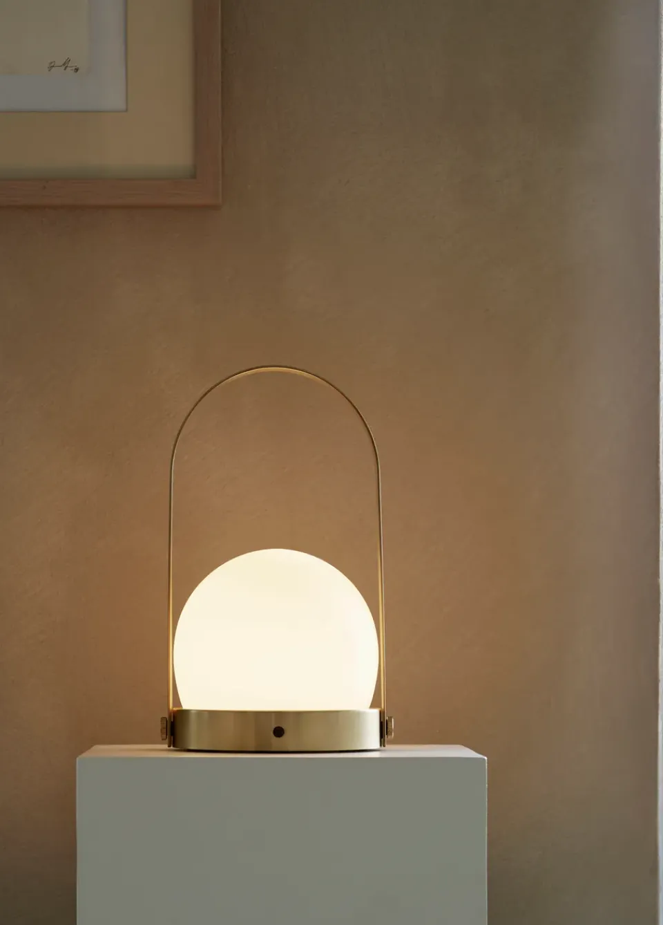 New Audo Copenhagen Carrie portable table lamp, brushed brass Gold-coloured