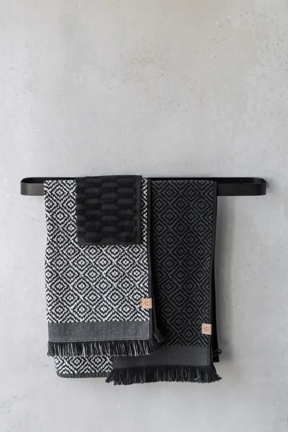 Towel Rails & Holders^Mette Ditmer Carry towel hanger 52 cm, Black