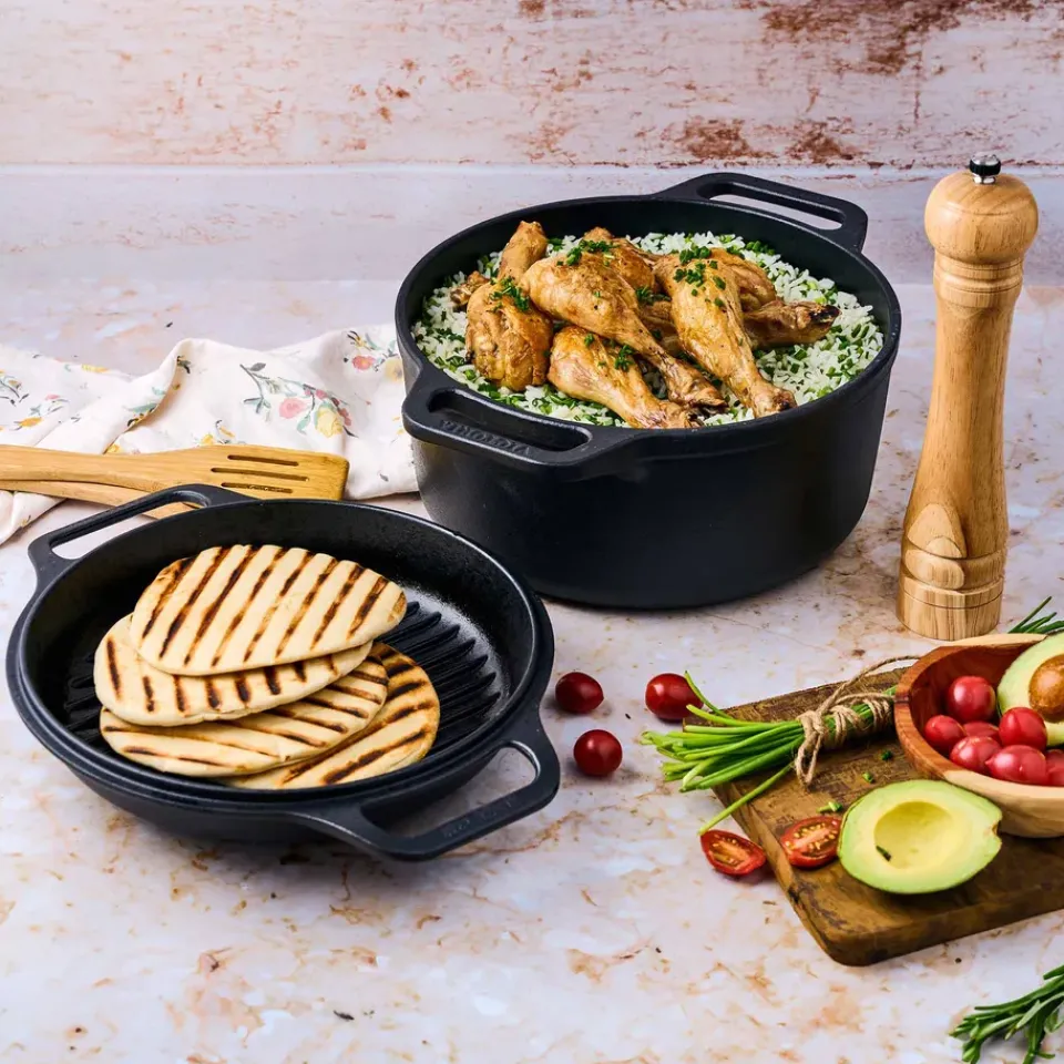 Saucepan Sets^Victoria Cast iron Dutch oven and grill pan, pre-seasoned, 2-piece Black