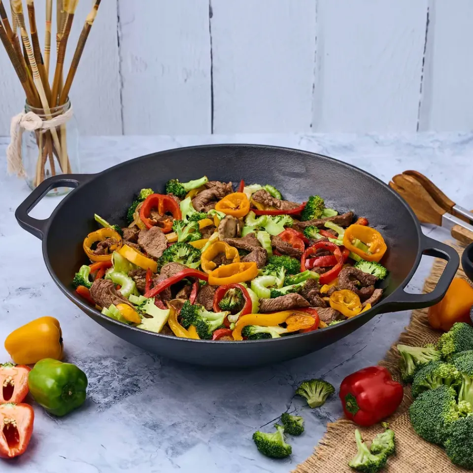 Online Victoria Cast iron wok pan 36 cm, Black