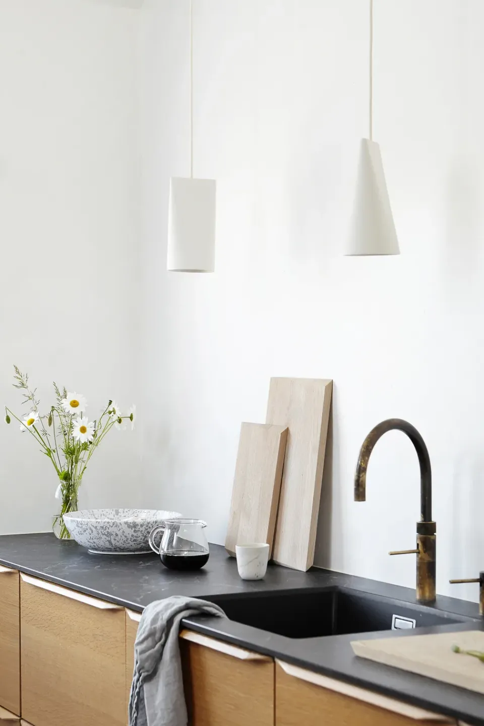 Sale MOEBE Ceiling lamp ceramic 11.2x22 cm, White