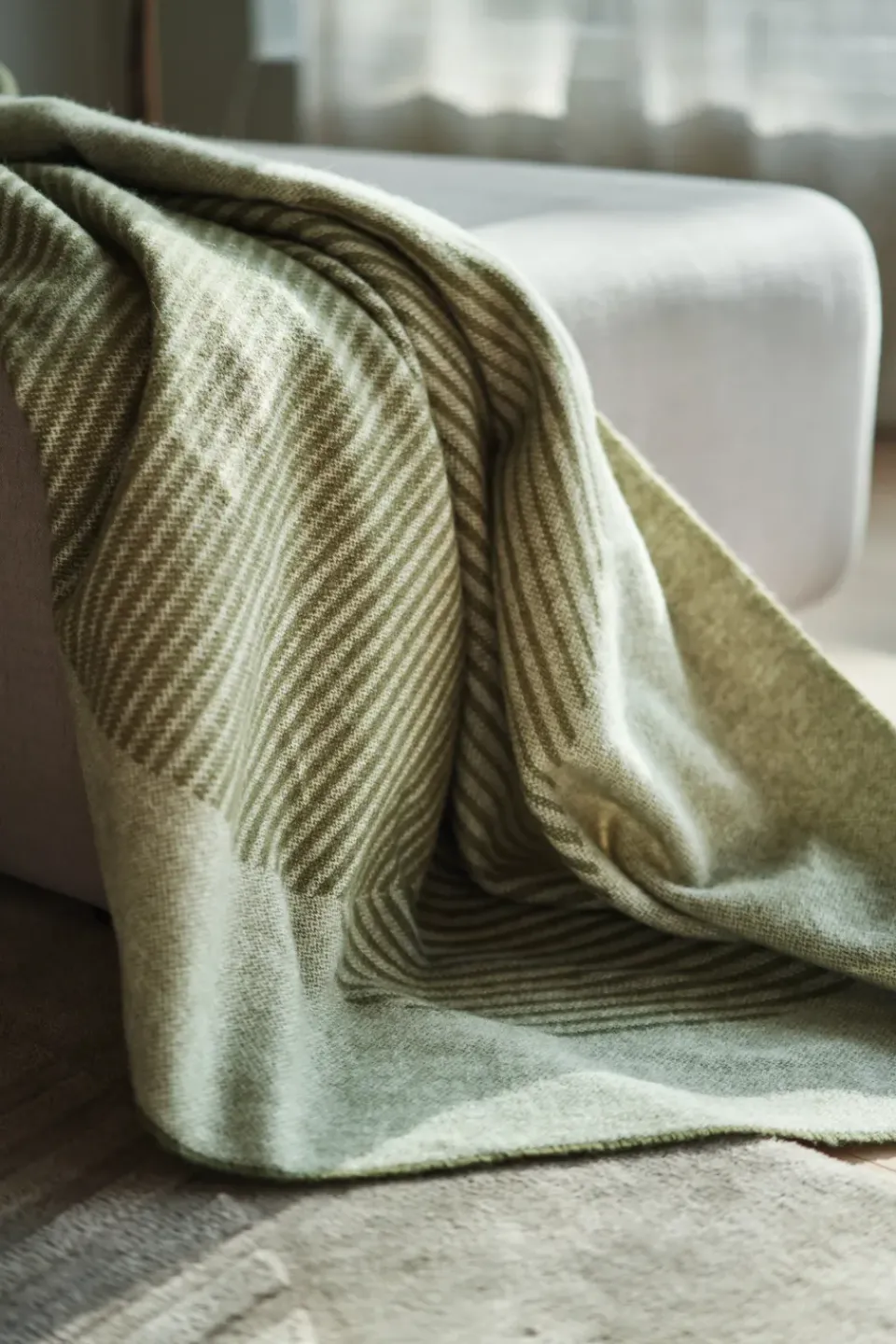 Wool Blankets & Throws^NJRD Circles wool throw 130x185 cm, Green