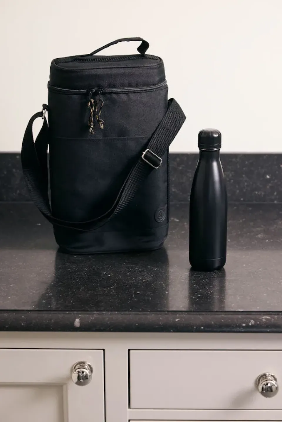 Sale Sagaform City cooler bag tall 9 L, Black