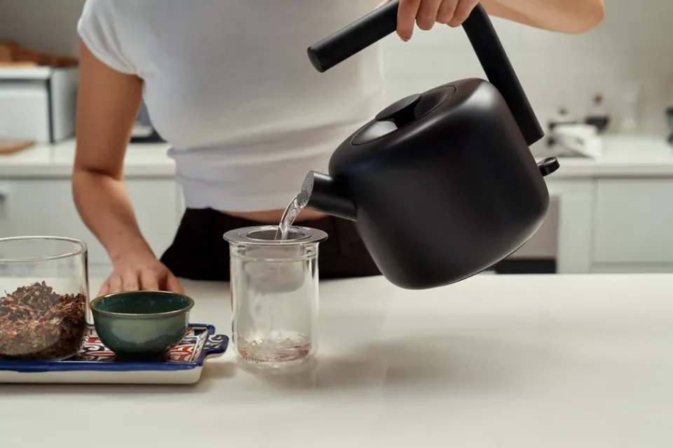 Hot Fellow Clyde electric kettle 1.5 L, Matte Black