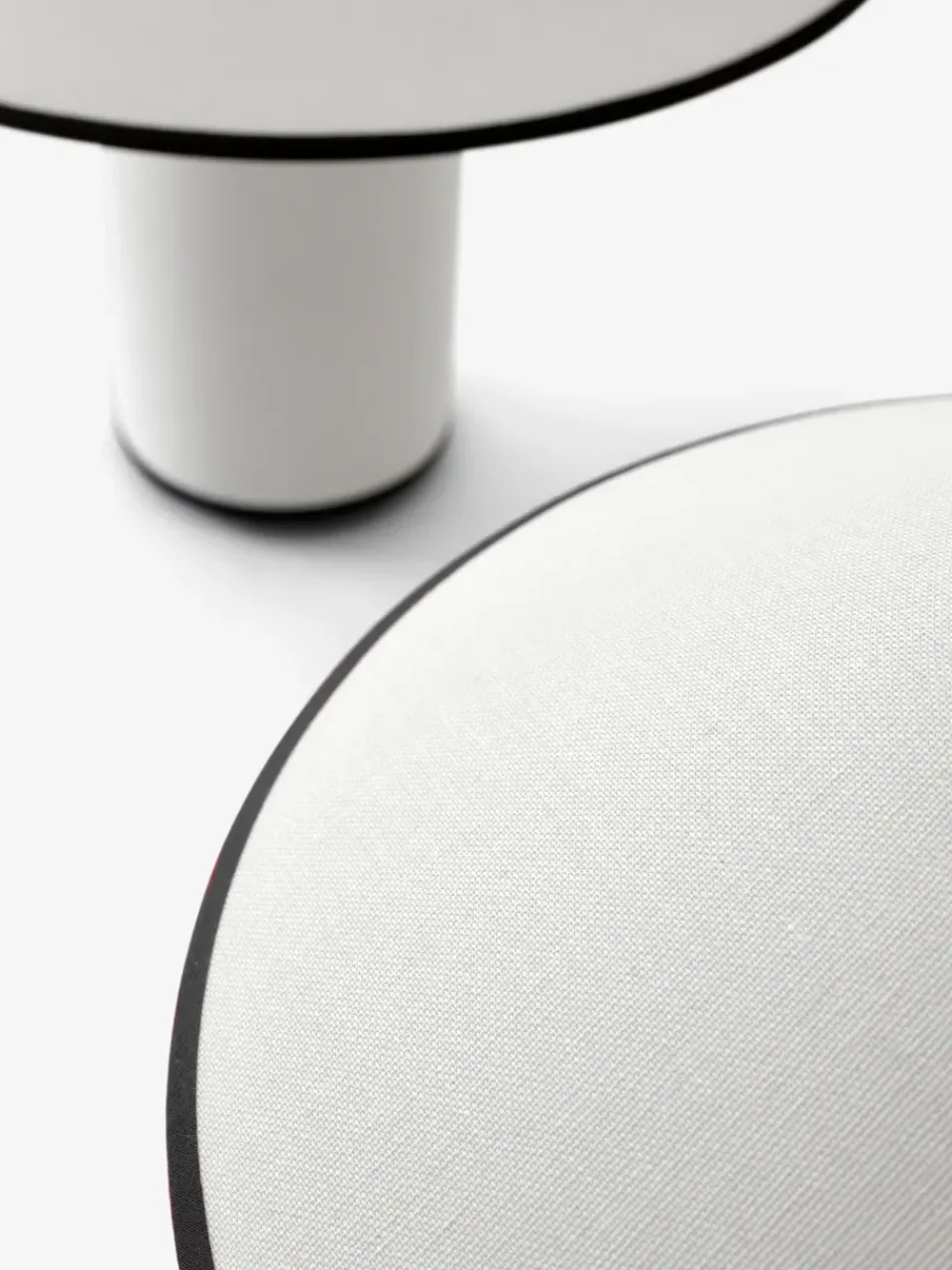 Desk Lamps^&Tradition Colette ATD6 table lamp, Black & White WhiteBlack