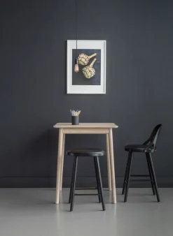 Online Hans K Colibri bar stool 63 cm, Stained oak- pad Black