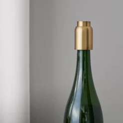 Hot Stelton Collar vacuum cork, brass Gold-coloured