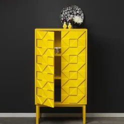 Outlet A2 Collect cabinet 2011, Yellow White