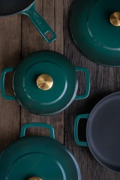 Cast Iron Casserole Pots^Combekk Enameled cast iron pot Ø32 cm, Holly -gold knob Green