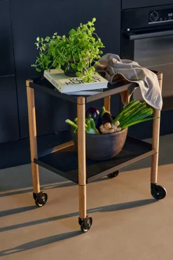 Andersen Furniture Connect table, Oiled oak, metal Black