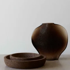 Salad Bowls^Formgatan Cork bowl M 29 cm, smoked Brown