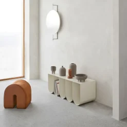 Sitting Poufs^Kristina Dam Studio Curved pouf, Leather Black