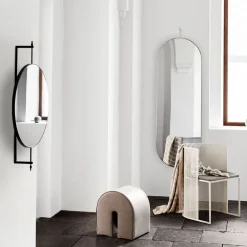 Sitting Poufs^Kristina Dam Studio Curved pouf, Leather light Brown