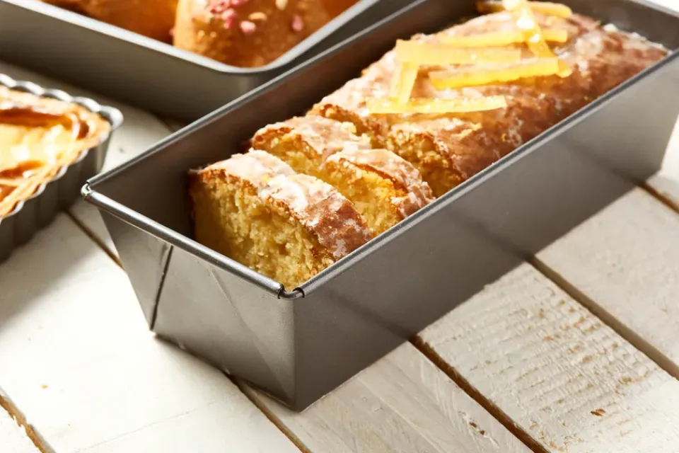 Cookie/Biscuit Cutters & Cake Tins^De Buyer bread- and baking tray, 25 cm Black