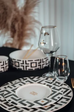 Salad Bowls^Carolina Gynning DECO bowl 1.5 liter, White-black BlackWhite