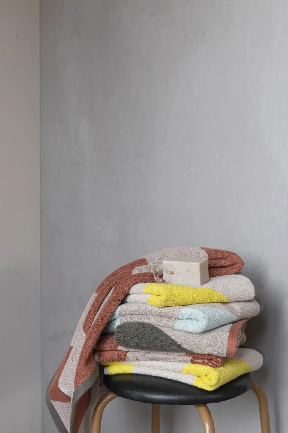 Bath Sheets^Mette Ditmer Diagonal towel, , 70x133 cm. Yellow