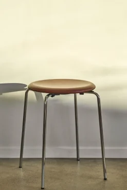 Best Fritz Hansen Dot stool leather, Chestnut Brown