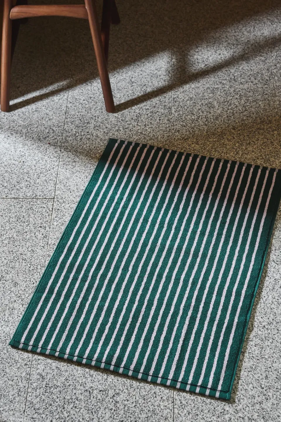 Hot Scandi Living Drift bath mat 50x70cm, Green-purple GreenPurple