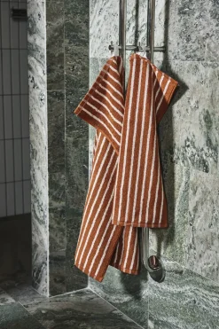 Towels^Scandi Living Drift towel 30x50 cm, Brown-white BrownWhite