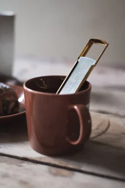 Coffee Presses & Makers|Teapots^Drosselmeyer tea strainer, Gold Gold-coloured